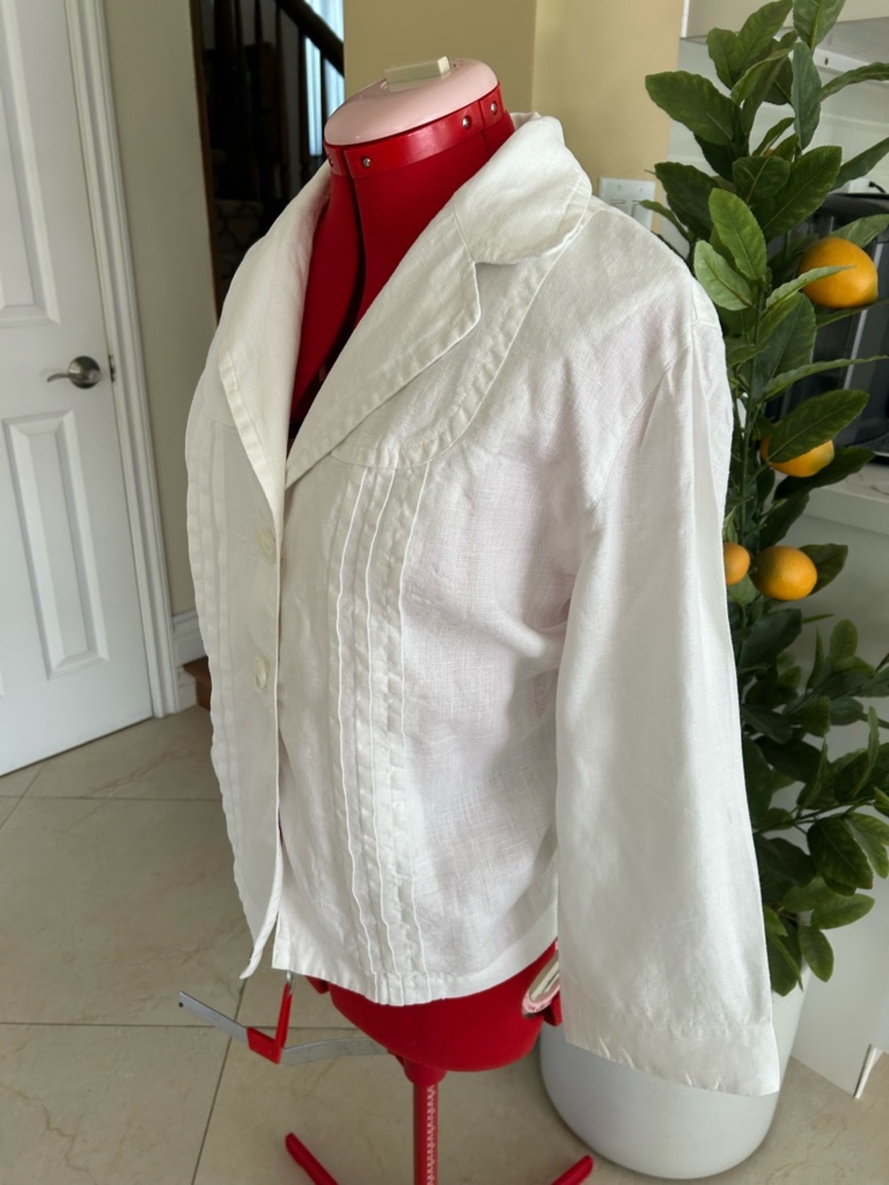 Chicos size 3 Women’s White 100%  Linen Button-Front Jacket - Picture 4 of 7